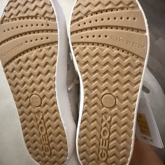 Geox Kilwi Trainers Girl - Picture 5 of 6